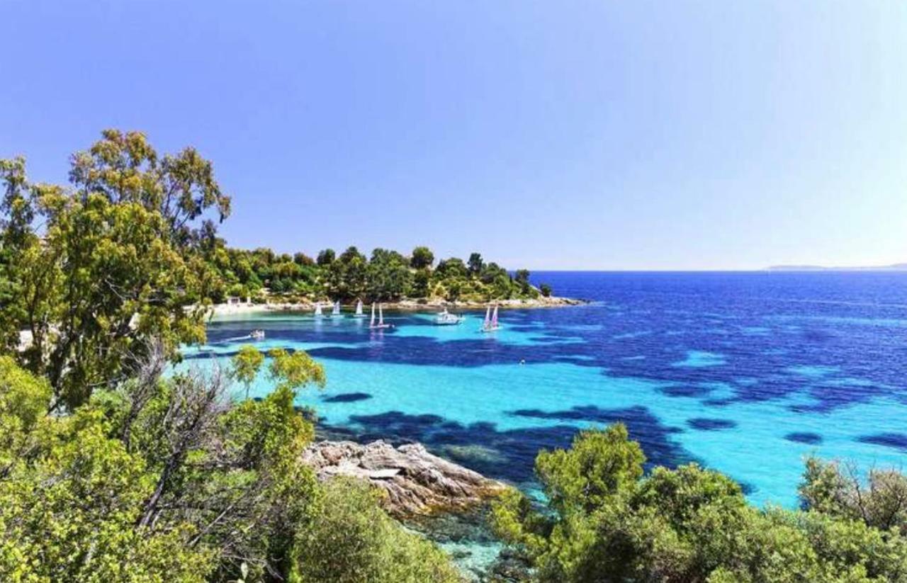 Апартаменти Mazet « Domaine De La Pinede » Ле-Лаванду Екстер'єр фото